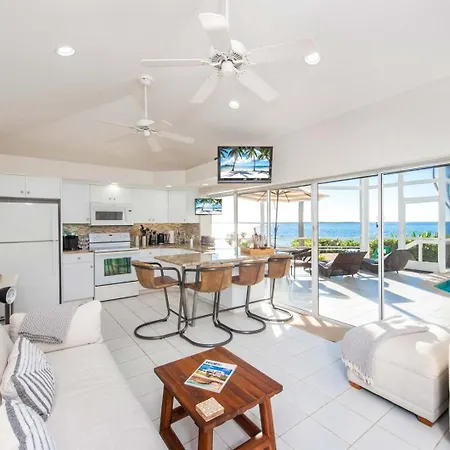 Pools Of The Kai 6 - Beachfront Condo With Private Pool Atrium, Modern Kitchen, And Outdoor Grill